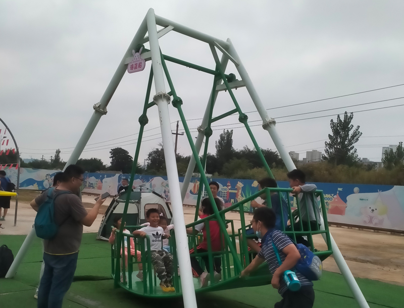 non-powered amusement equipment